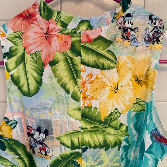 Tommy Bahama NWOT Floral Disney Sleeveless Tank -firm price - Picture 5 of 7